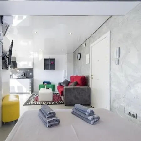 True Colours , Center By Namaste Elite Apartment