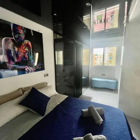 Apartamento True Colours , Center By Namaste Elite *