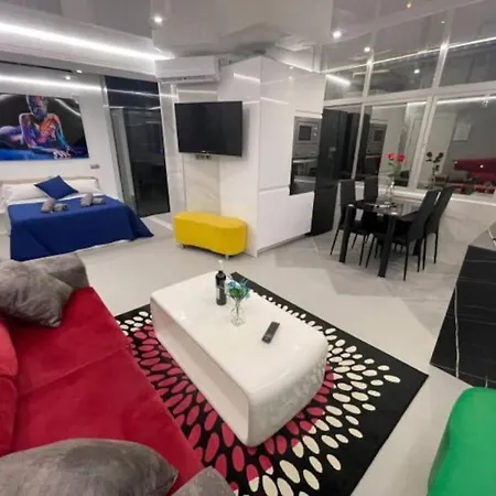 True Colours , Center By Namaste Elite Apartment