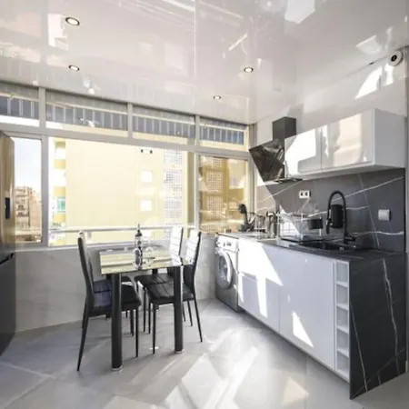 Apartamento True Colours , Center By Namaste Elite