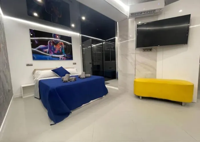 True Colours , Center By Namaste Elite * Torremolinos