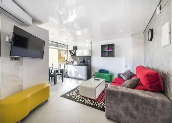 True Colours , Center By Namaste Elite *