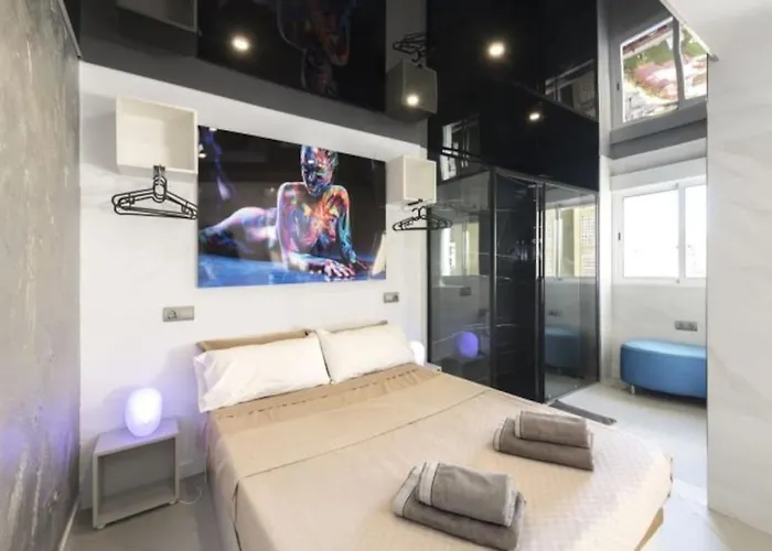 True Colours , Center By Namaste Elite Torremolinos