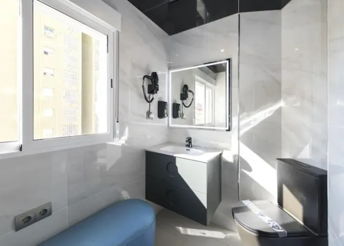 True Colours , Center By Namaste Elite Torremolinos