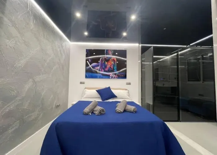 True Colours , Center By Namaste Elite *