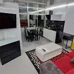 True Colours , Center By Namaste Elite شقة *